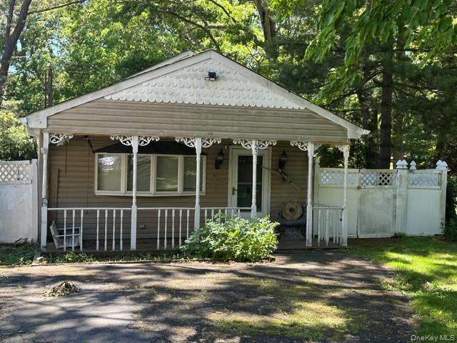 125 Wood Road - Photo 1