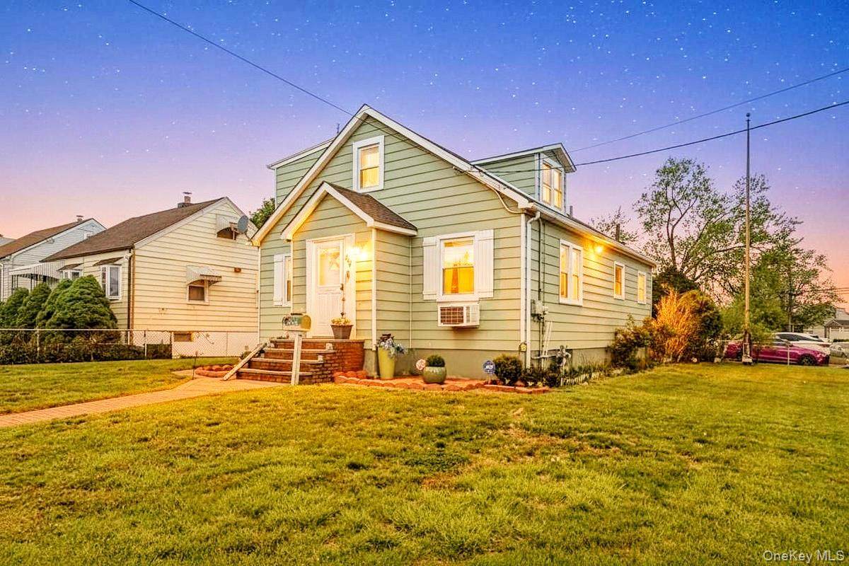 69 Nottingham Avenue - Photo 1