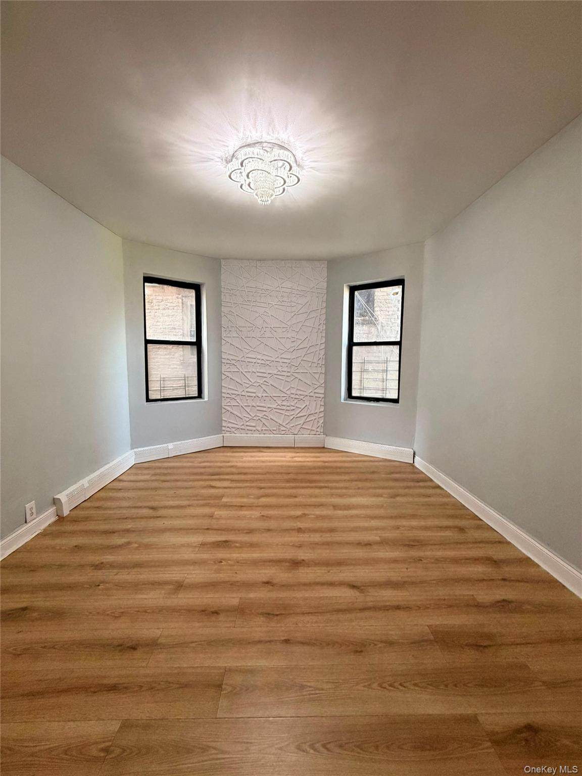 11 Lawrence St - Photo 1