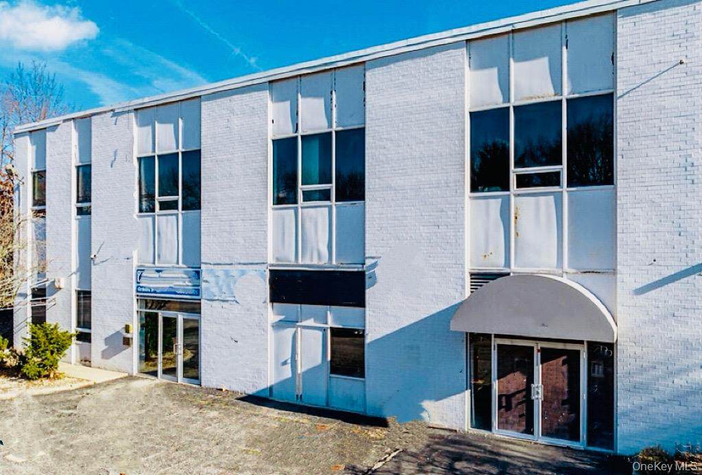 6000 Jericho Turnpike - Photo 1