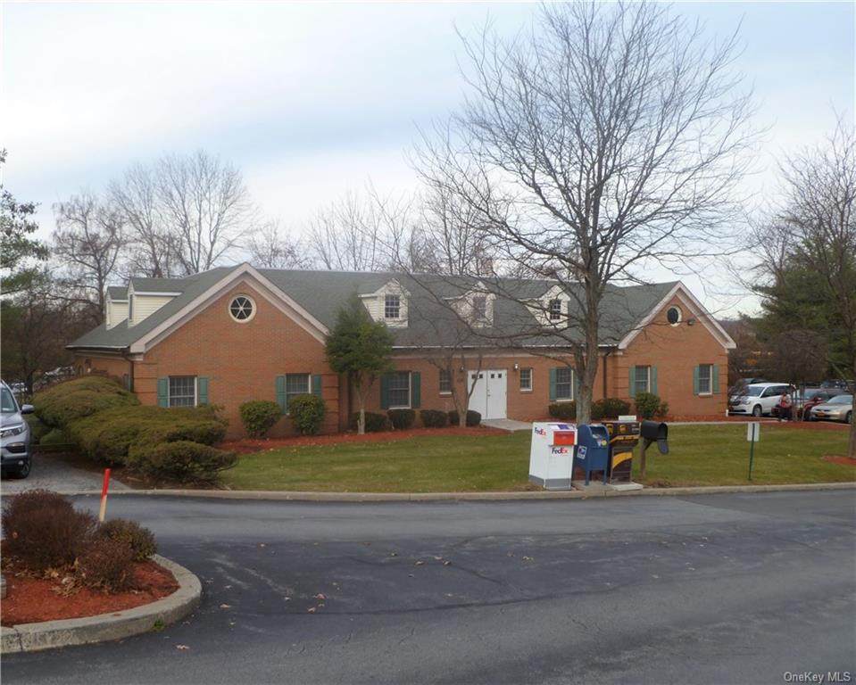 600 Stony Brook - Photo 1