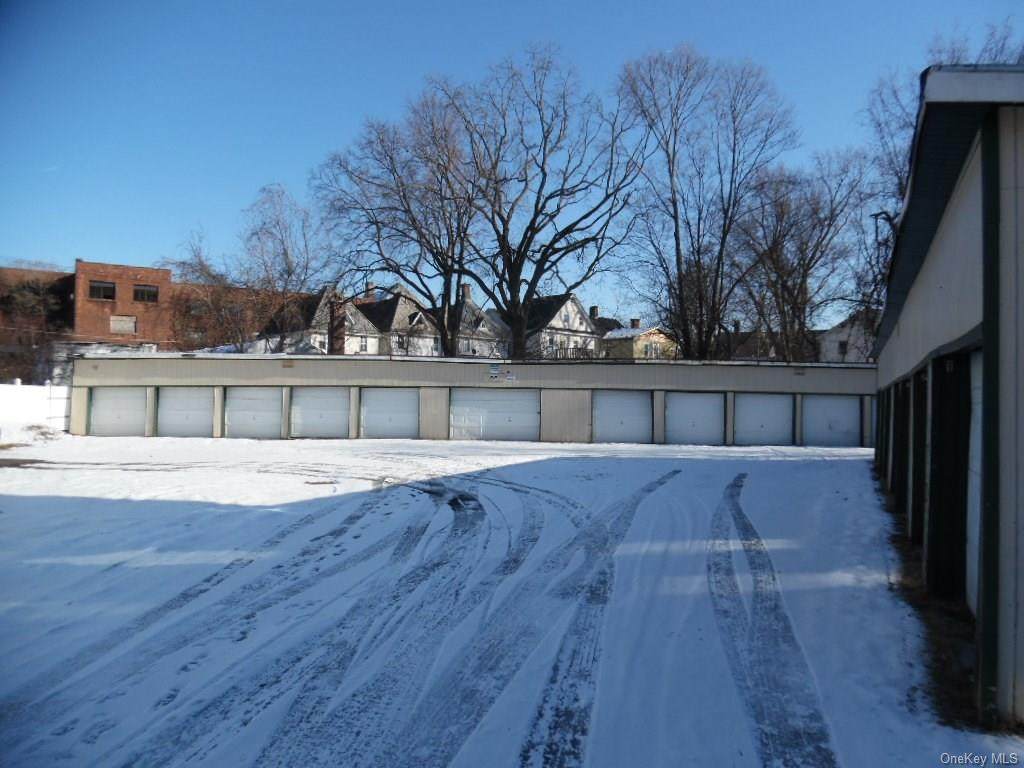 32 Smith - Photo 1