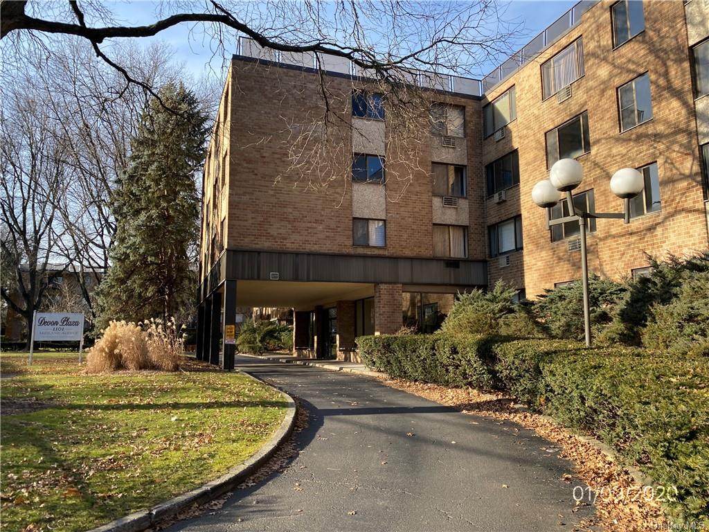 1101 Midland Avenue - Photo 1