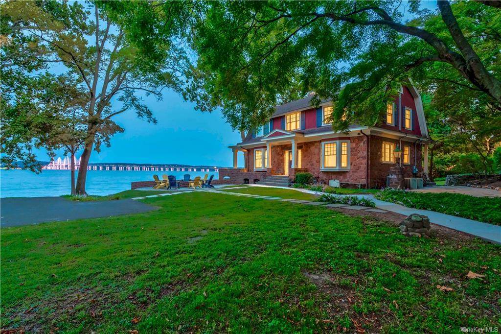 1 Washington Avenue - Photo 1