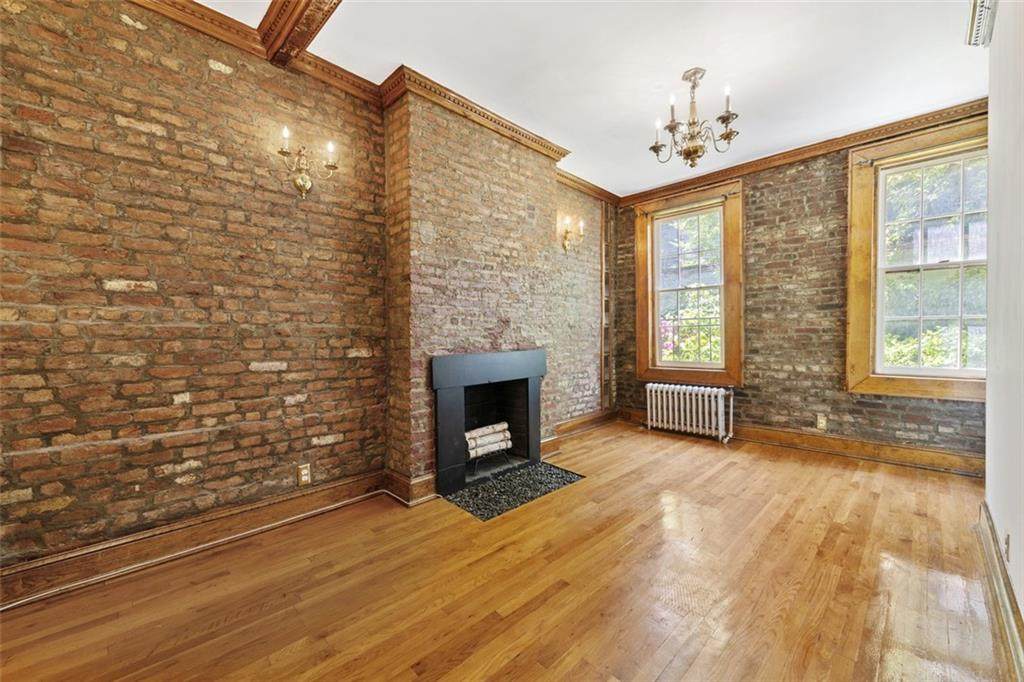 396 Bleecker Street - Photo 1