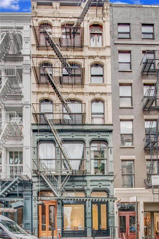 29 Howard Street - Photo 1