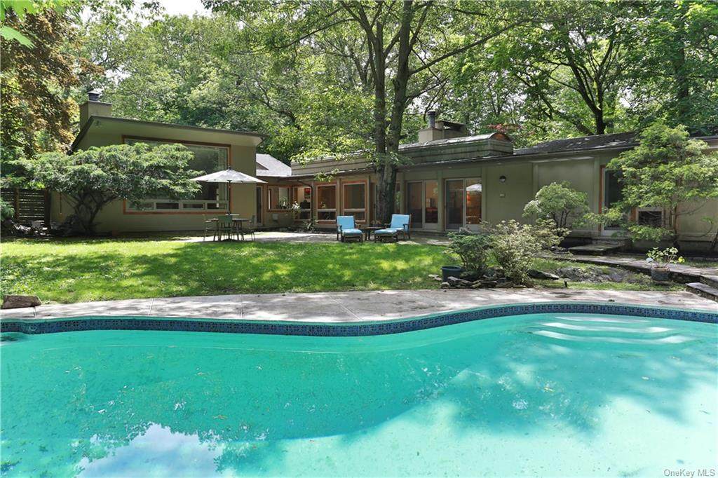 200 Judson Avenue - Photo 1