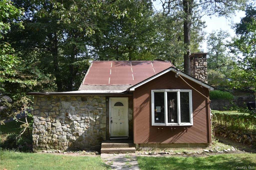 200 Walnut Road - Photo 1