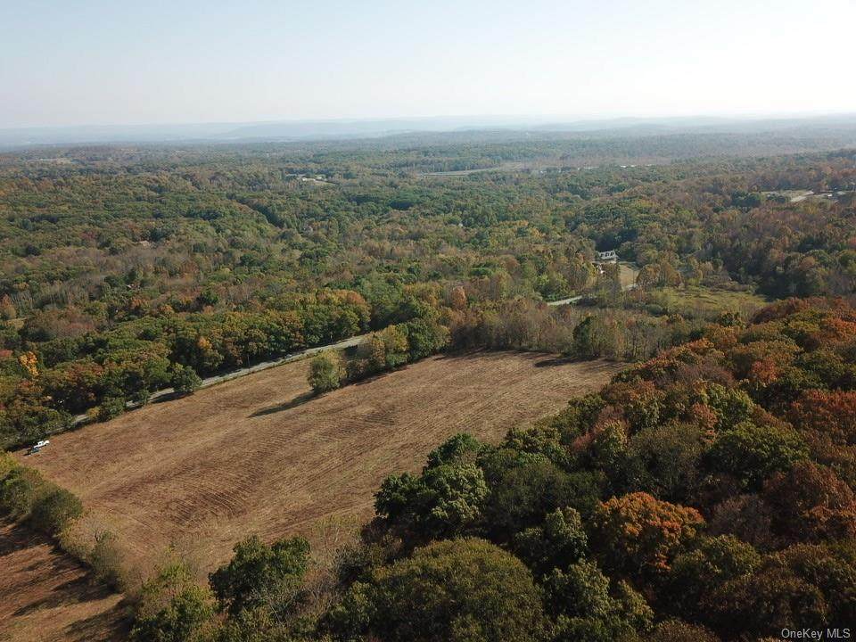 1095 Mountain Road - Photo 1