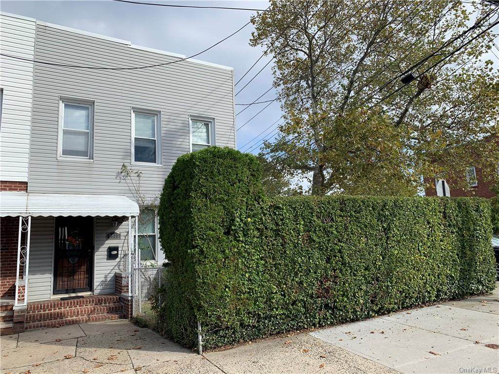 2917 Lawton Avenue - Photo 1