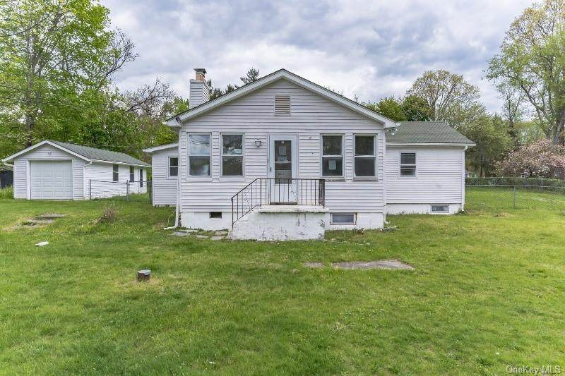 824 Hillside Road - Photo 1