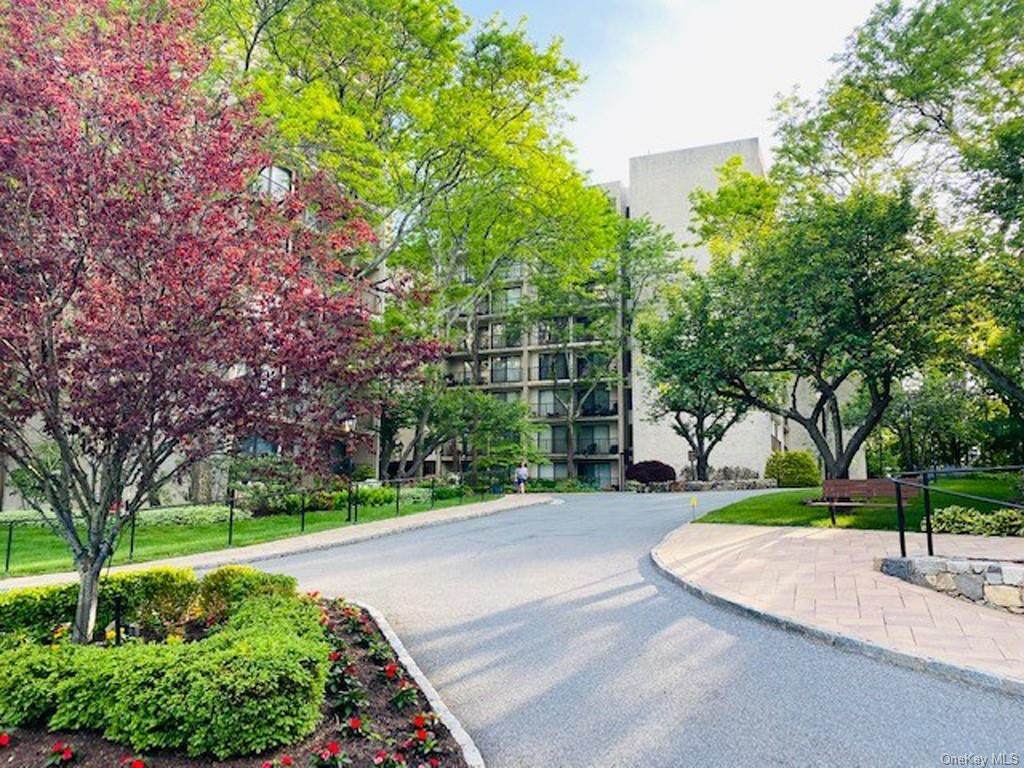 150 Overlook Avenue - Photo 1