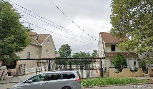 2519 Sedgwick Avenue - Photo 1