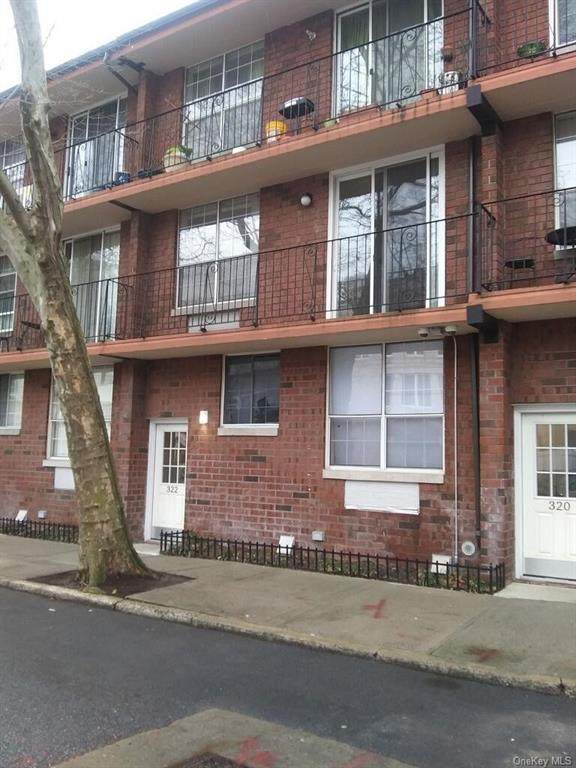 322 101 Street - Photo 1