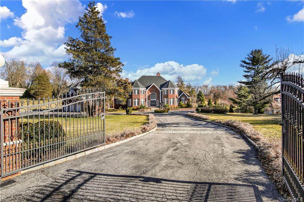 290 Central Drive - Photo 1