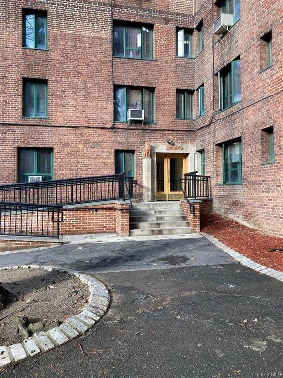 1722 Purdy Street - Photo 1