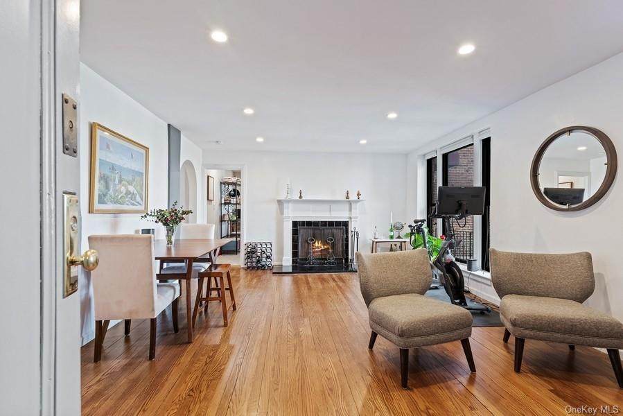 36 Westview Avenue - Photo 1