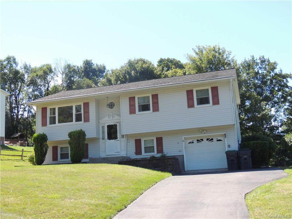 84 Washington Drive - Photo 1