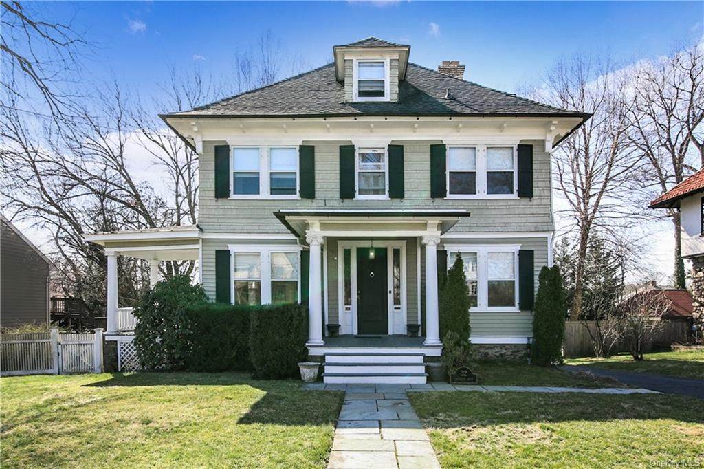 32 Lafayette Drive - Photo 1