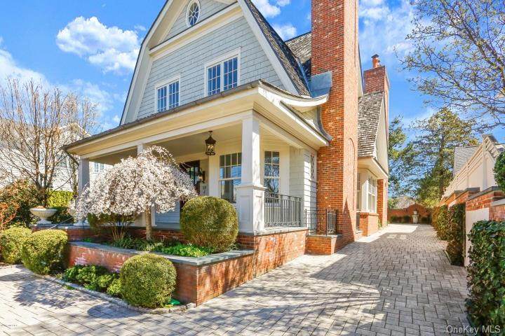 59 Connecticut Avenue - Photo 1