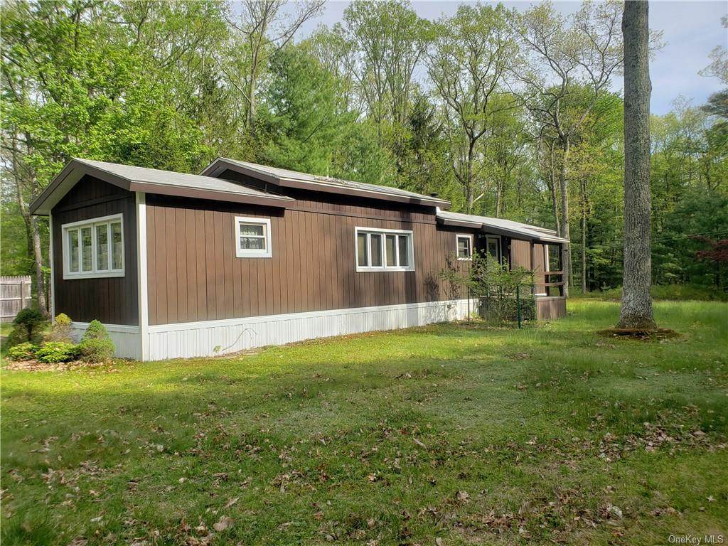 1 Huron Trail - Photo 1