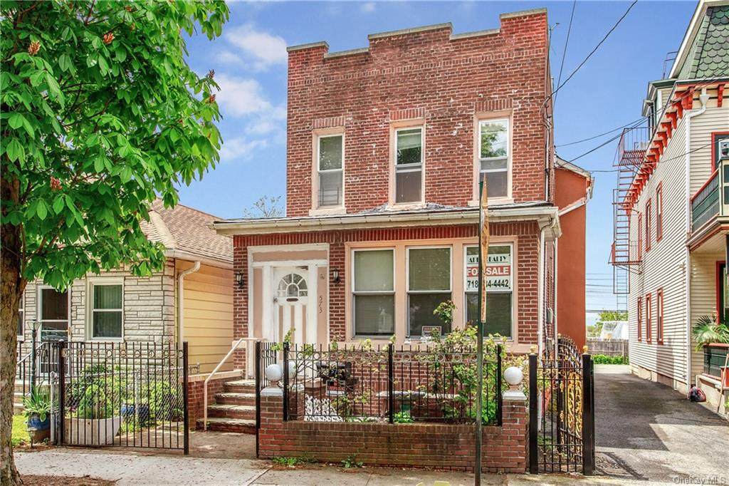 573 Minnieford Avenue - Photo 1