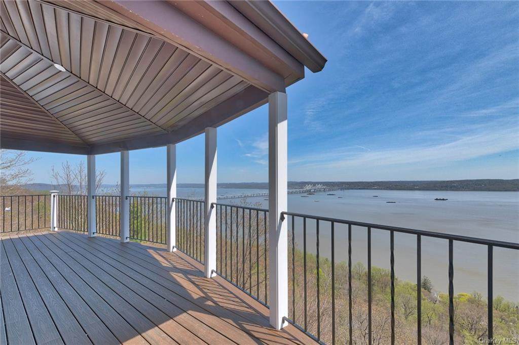 119 Tweed Boulevard - Photo 1