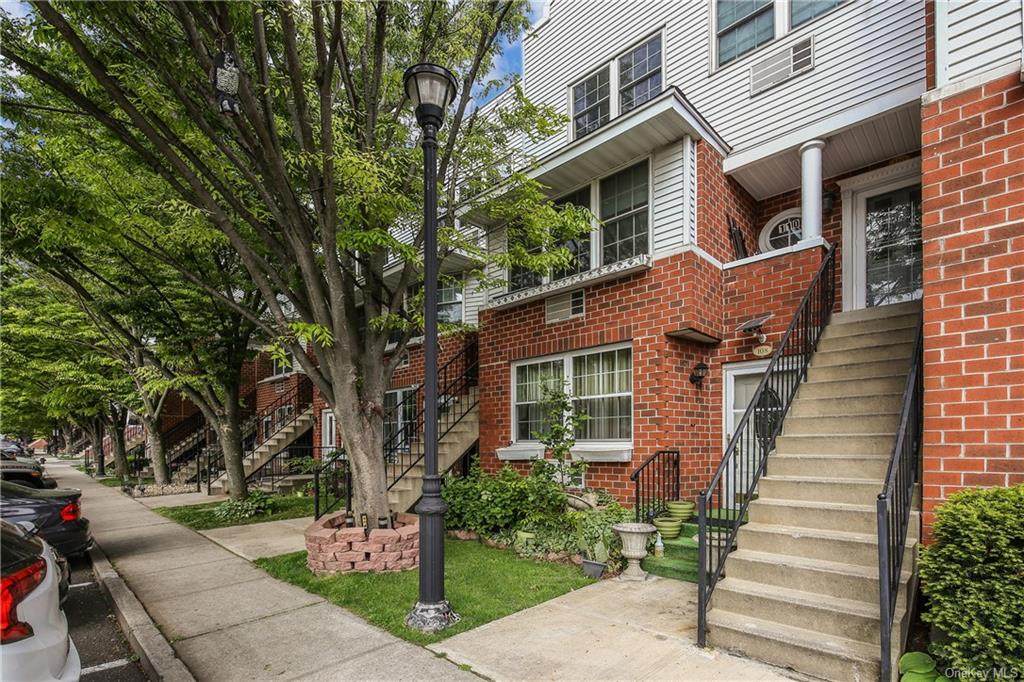 110 Sunset Boulevard - Photo 1