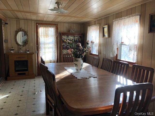 442 Main Street - Photo 1