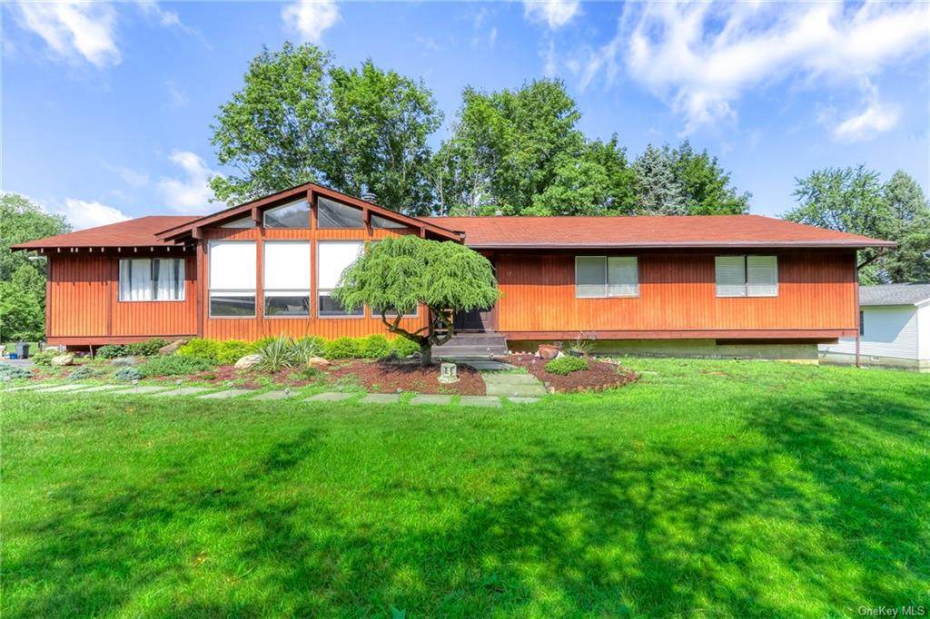 17 Lyncrest Drive - Photo 1