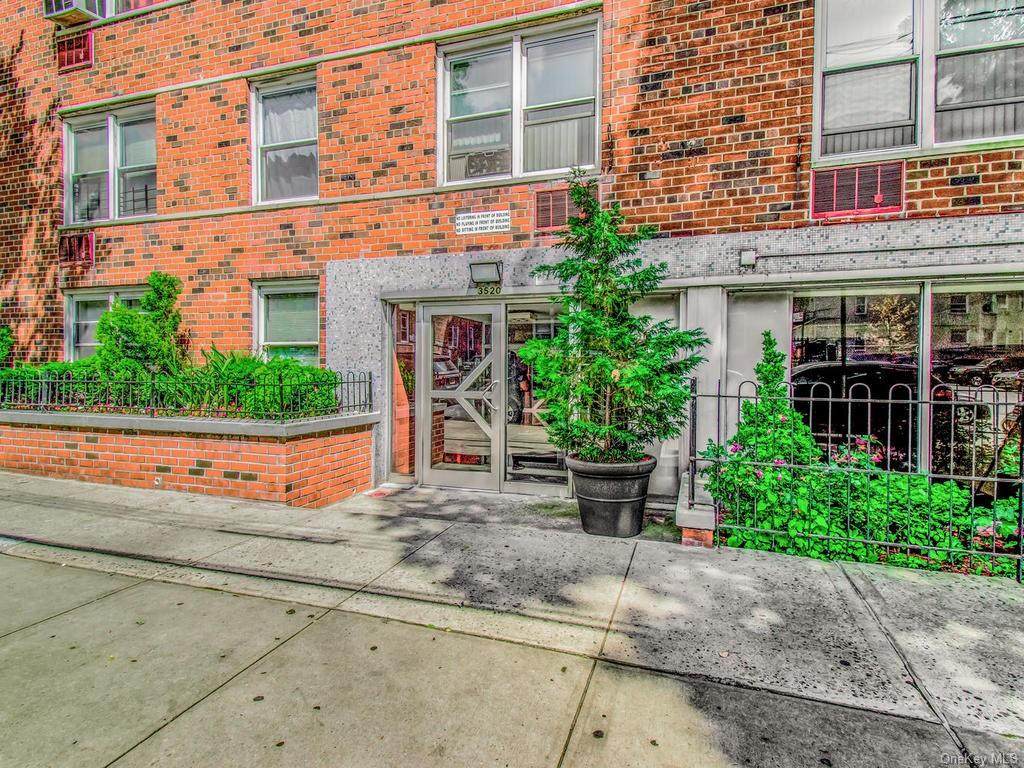 3520 Tryon Avenue - Photo 1
