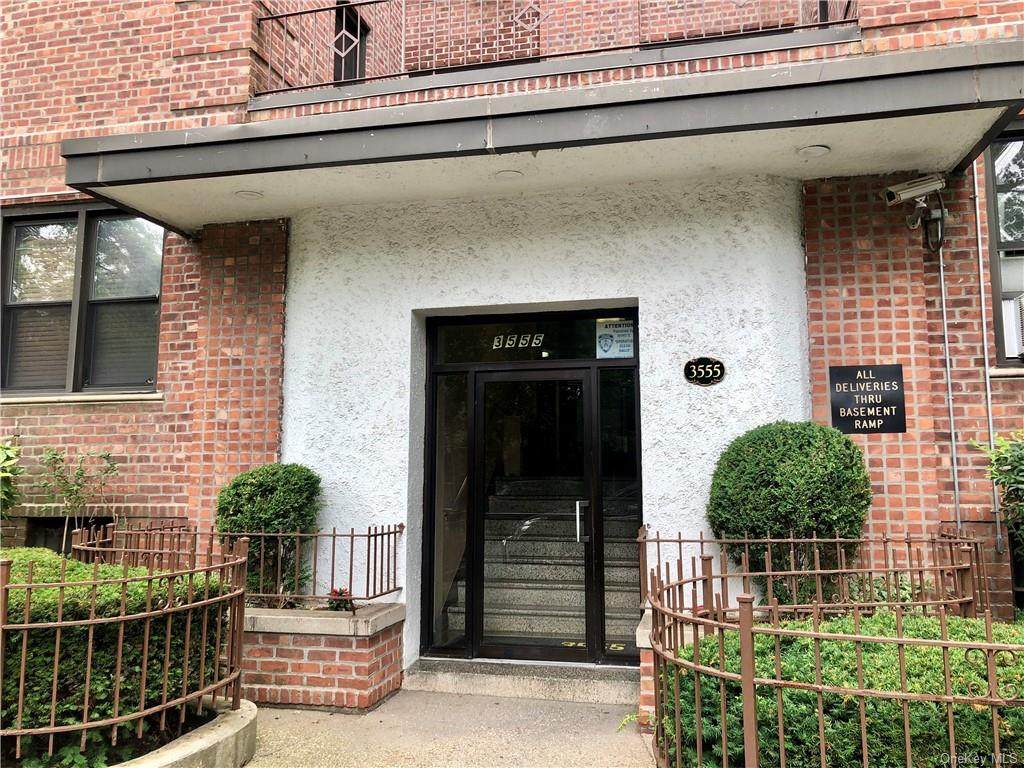 3555 Kings College Place - Photo 1