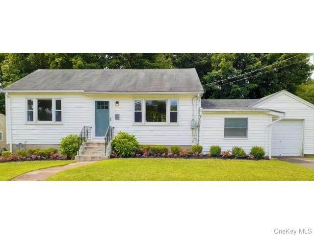 27 Major Andre Drive - Photo 1