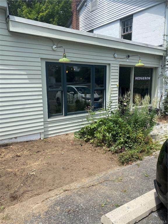 70 Westchester Avenue - Photo 1