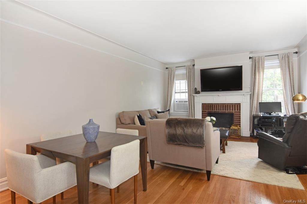 25 Parkview Avenue - Photo 1