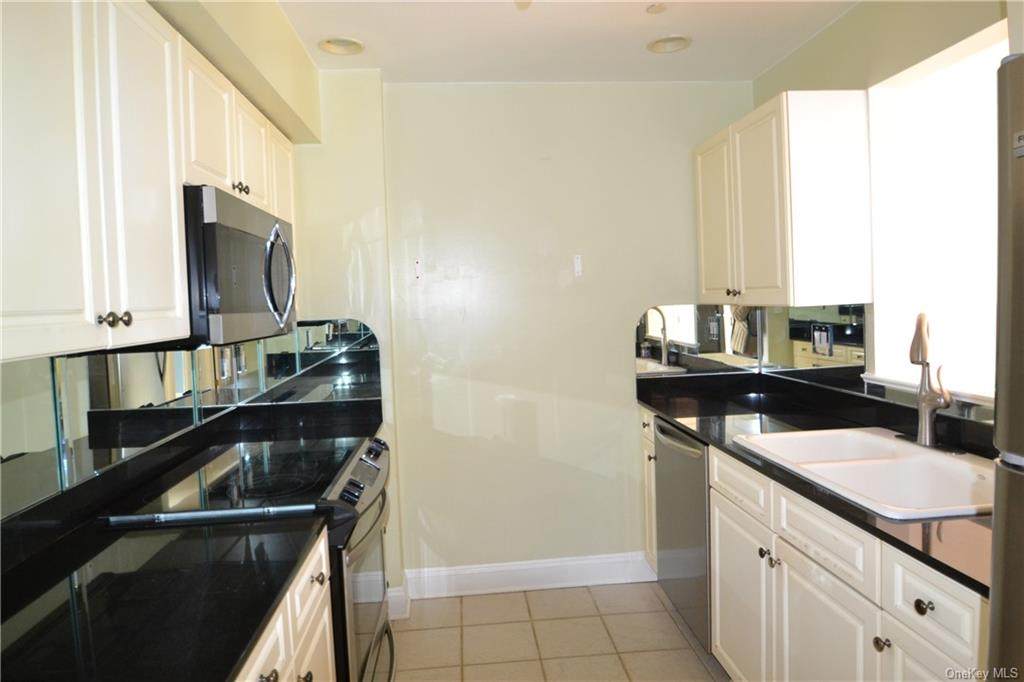 312 Harbor Cove - Photo 1