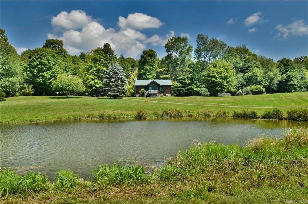 318 Perry Road - Photo 1