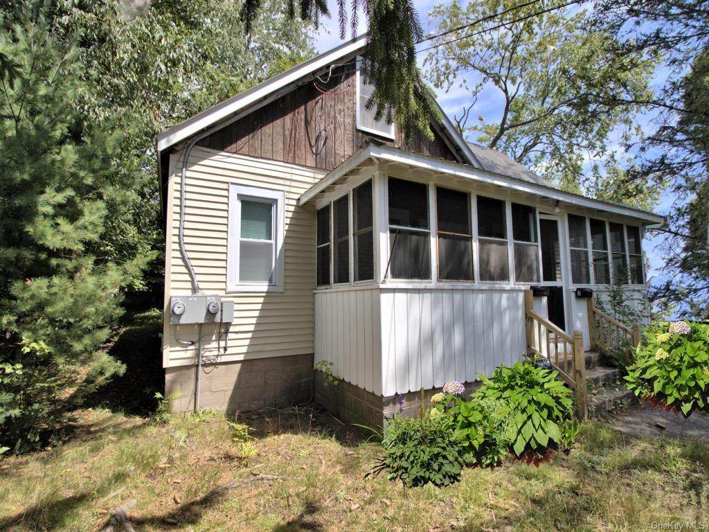 6 Lake Street - Photo 1