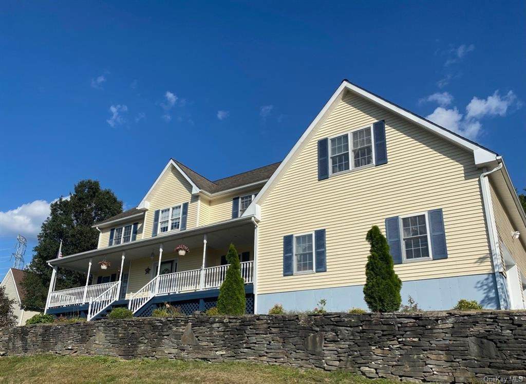 26 Valerie Lane - Photo 1
