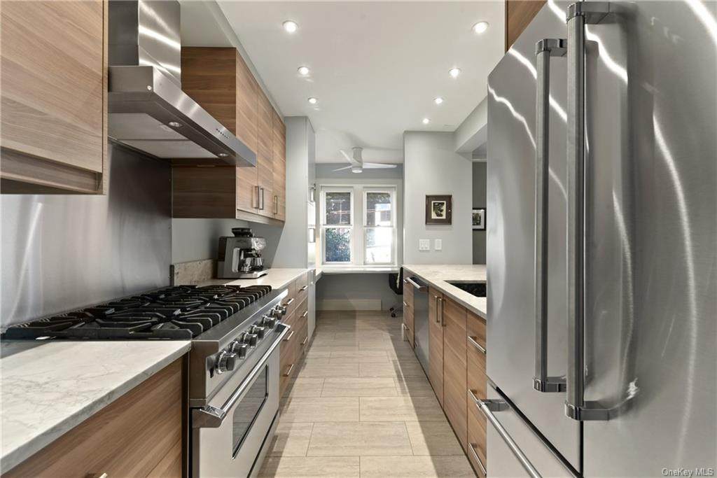 294 Bronxville Road - Photo 1