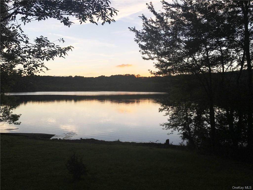 315 Round Lake Terrace - Photo 1