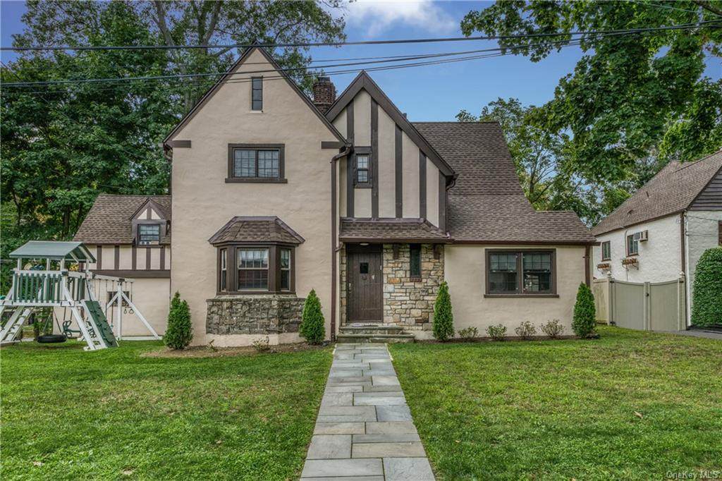 4 Upland Road - Photo 1