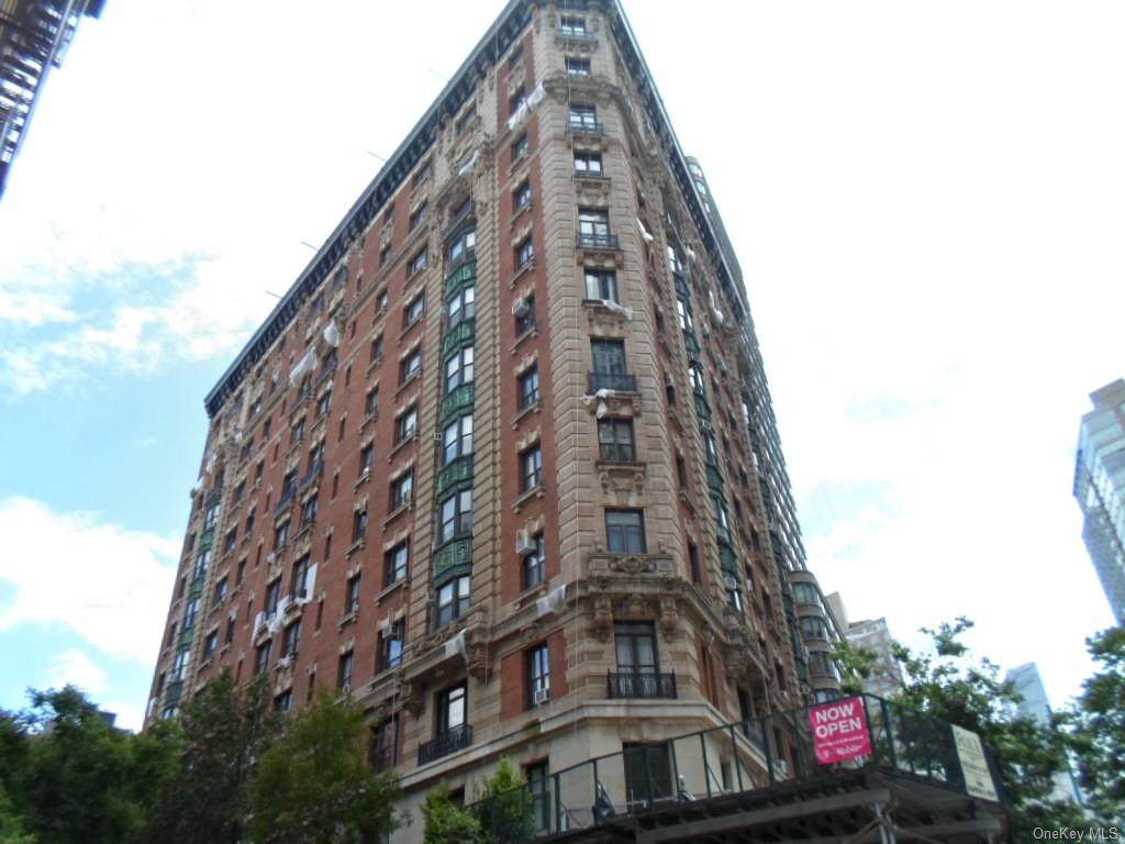 140 69th Street - Photo 1