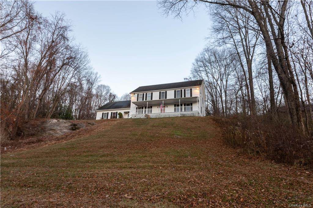 926 Dover Road - Photo 1