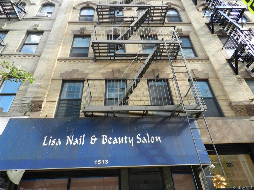 1513 Lexington Avenue - Photo 1