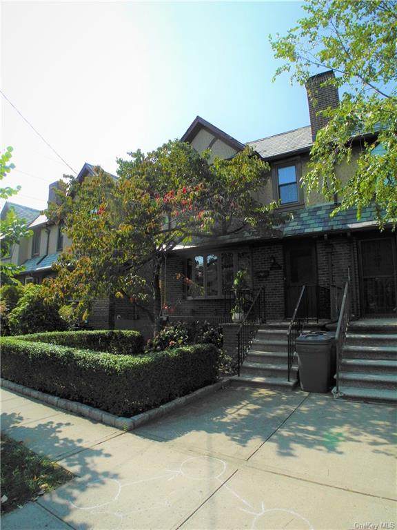 1909 Narragansett Avenue - Photo 1