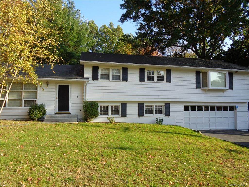 18 Overlook Drive - Photo 1