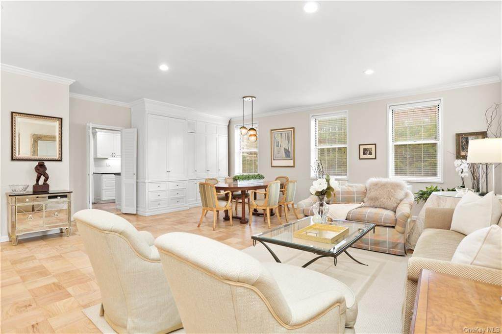 16 Chatsworth Avenue - Photo 1