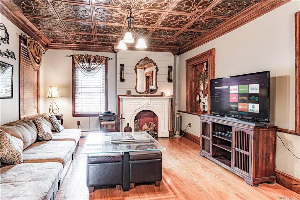 6 Hillside Avenue - Photo 1