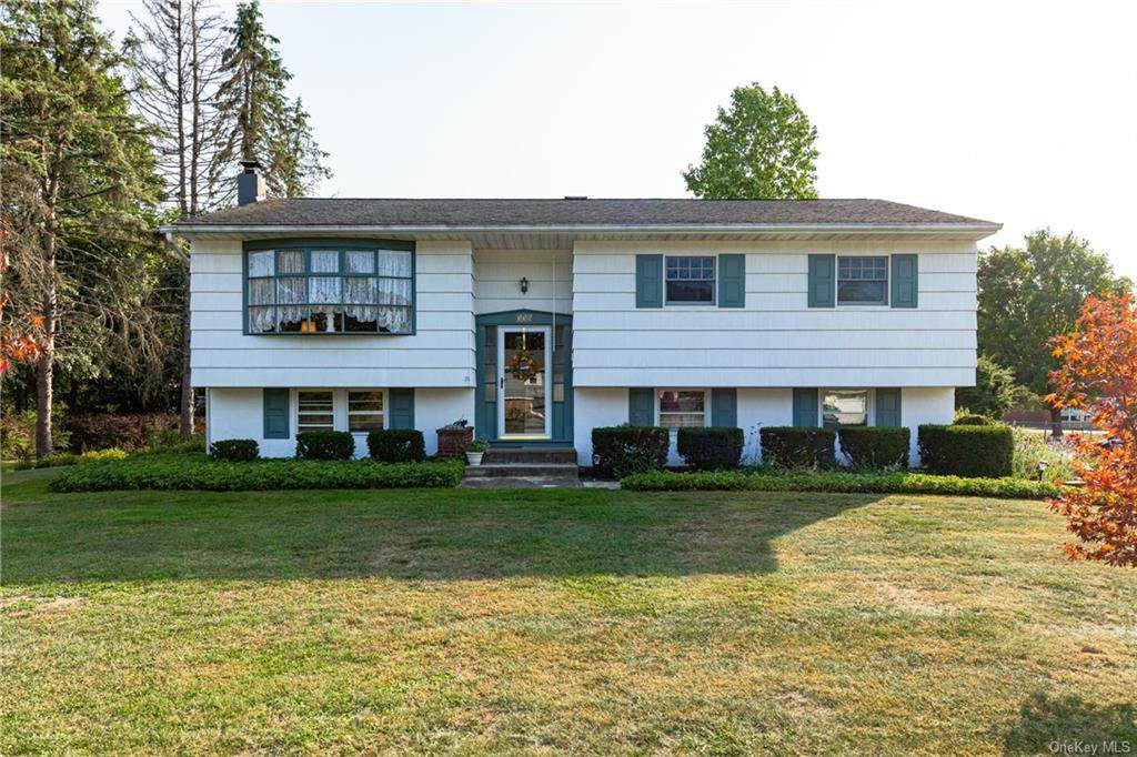 138 Meadow Lane - Photo 1